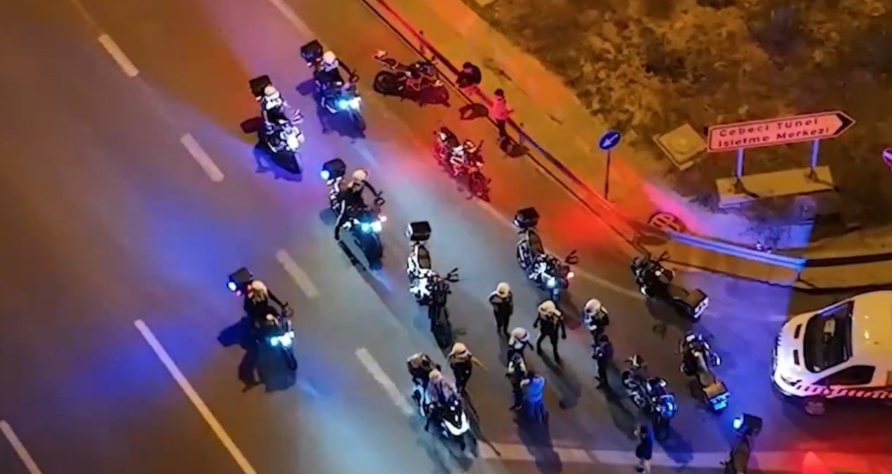 gundem olan goruntuler sonrasi 17 kisi yakalandi 3qbdOSyB