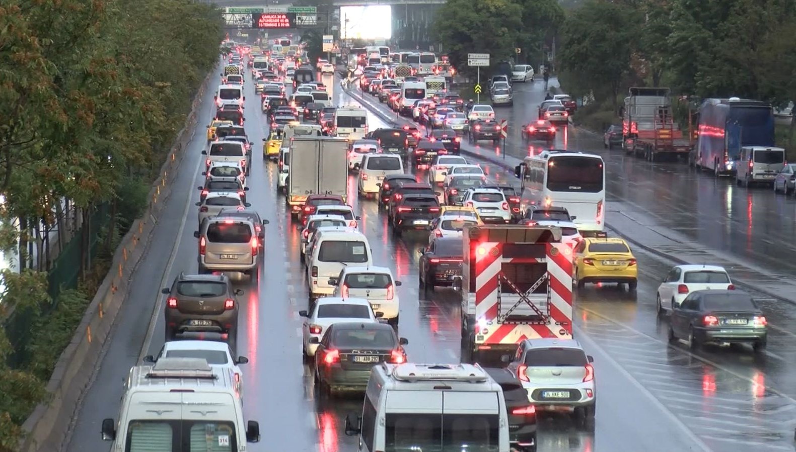 araba sattiracak trafik cezalari meclisin gundemine geliyor BEOx2BZP.jpg