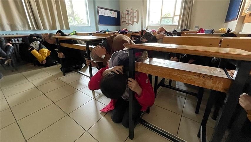 meb uyurdu yarin butun okullarda es zamanli yapilacak Qjiz48vj.jpg