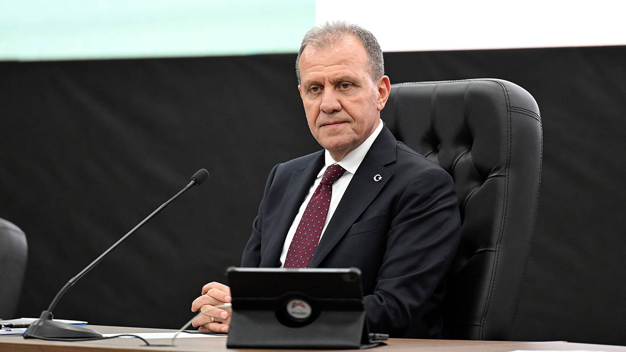 vahap secerden gazzede ateskes degerlendirmesi umut ediyorum bolgede kalici bir baris saglanir hP2t1csq.jpg