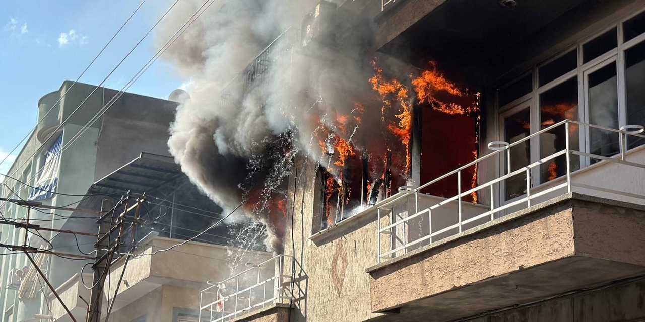 Manisa’da 88 Yaşındaki Adamın Evinde Yangın: Hayatını Kaybetti